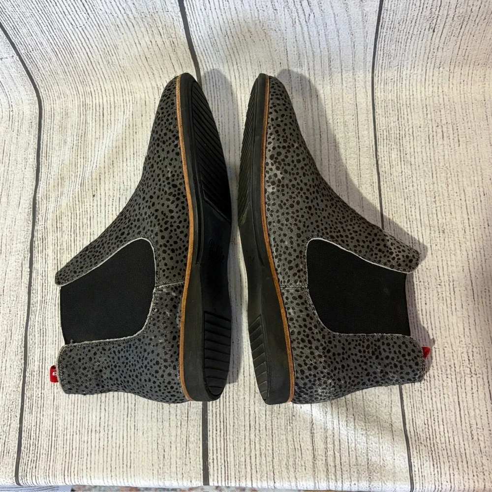 Rollie‎ Nation Gray Leopard Print Suede Chelsea Boots Women's European Size 41